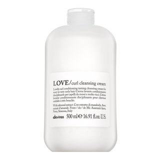 Davines Essential Haircare Love Curl Cleansing Cream cremă hrănitoare cu efect de protecție și curățare pentru păr ondulat si cret 500 ml