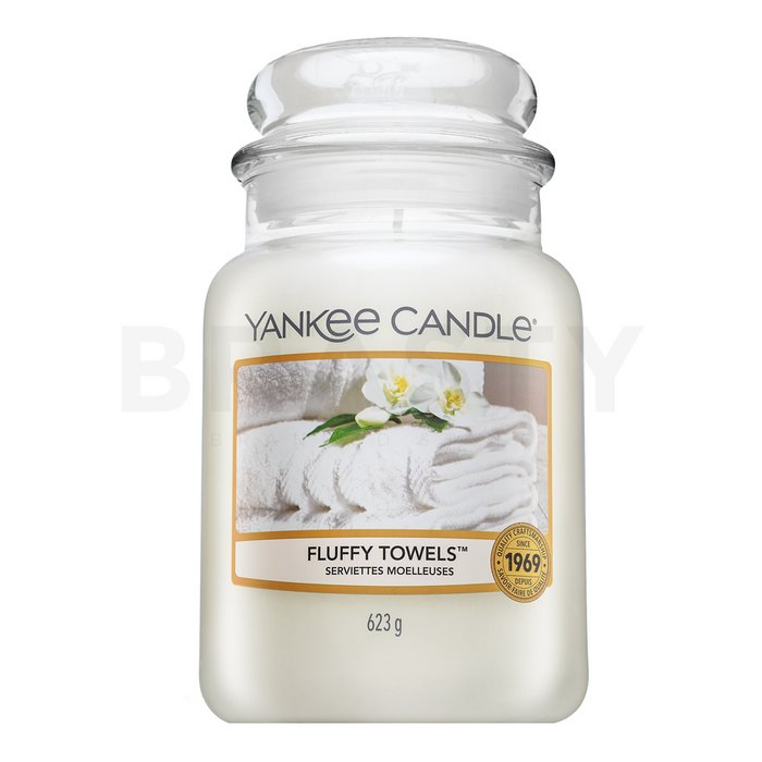 Yankee candle fluffy towels lumânare parfumată 623 g
