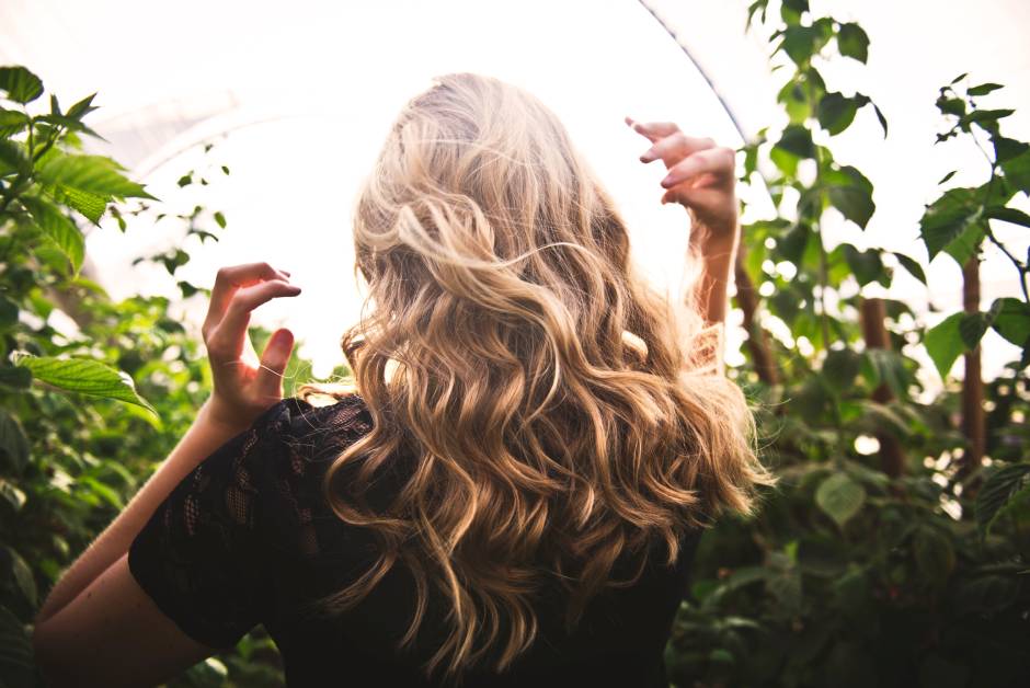 5 sfaturi pentru cum să îți pregătești părul pentru primăvară