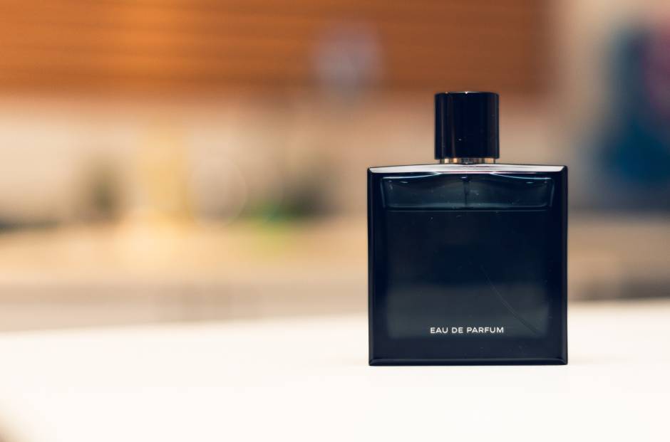 9 parfumuri pentru bărbați, care vor seduce fiecare femeie